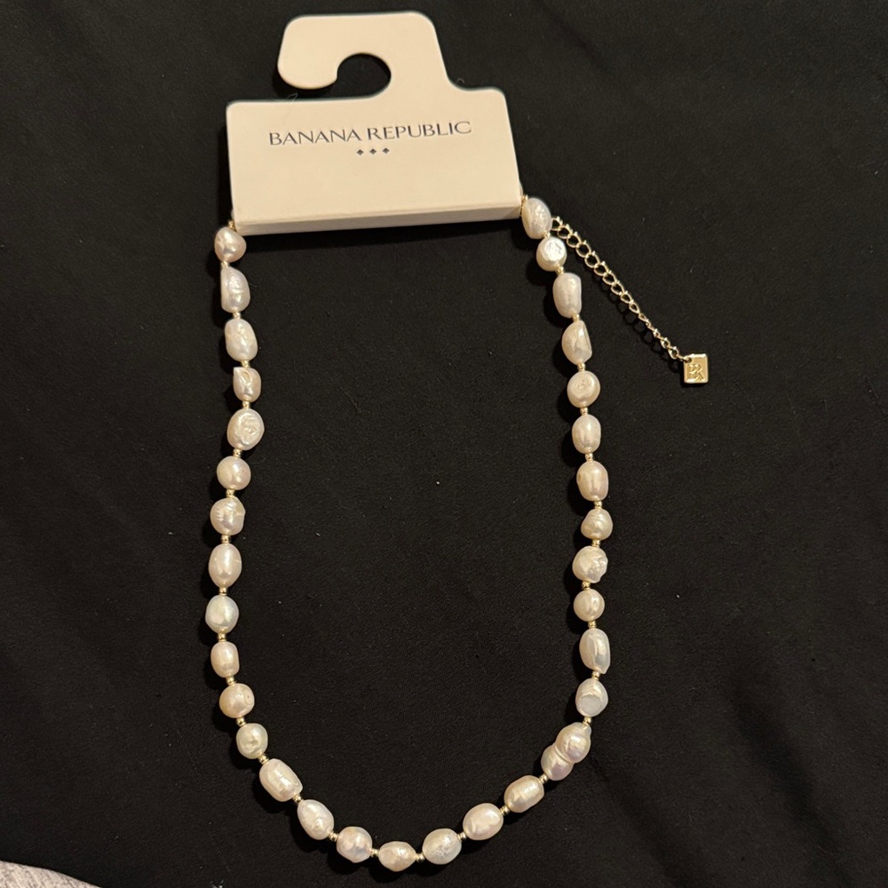 New! Banana Republic Ivory Pearl Necklace